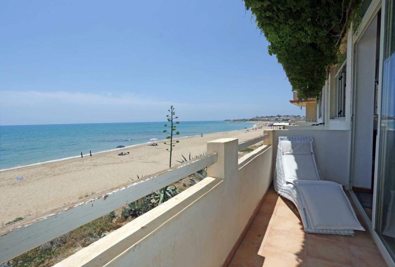 Balcone Sul Mediterraneo Punta Secca Buitenkant foto