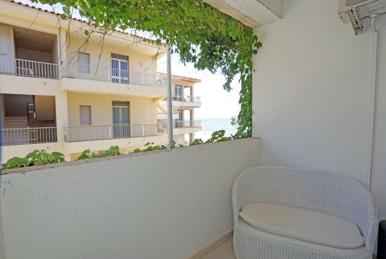 Balcone Sul Mediterraneo Punta Secca Buitenkant foto